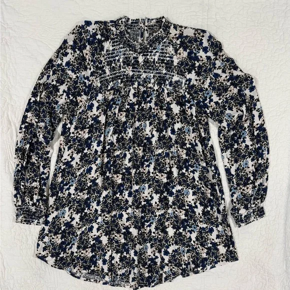Free People Women’s Blue and White Floral Blouse Size S - Picture 3 of 11